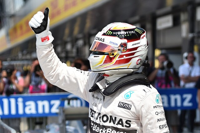 Hamilton, altri 10 anni di F1