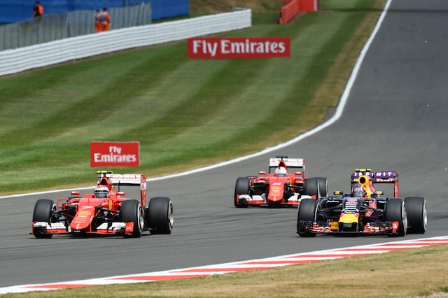 Solo l'ultima sosta brucia Raikkonen