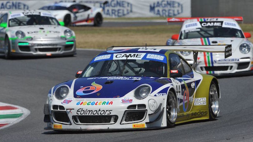 GT Italia: prima vittoria per Postiglione-Donativi