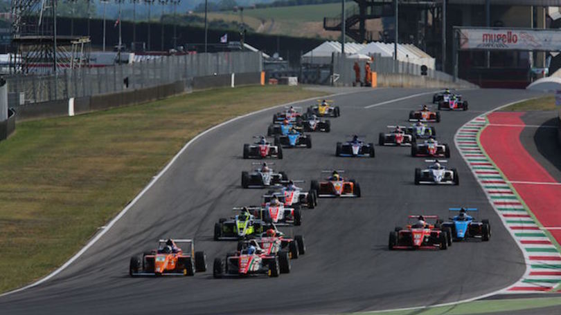 F4 Italia: Aron raddoppia in gara3