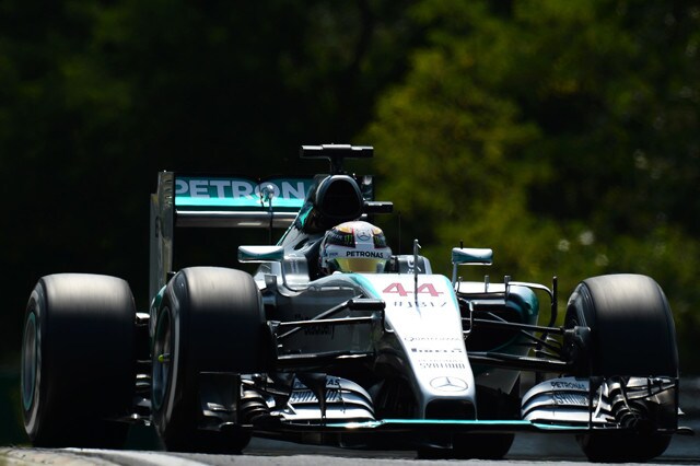 Hamilton: "Divertente, ma che caldo!"