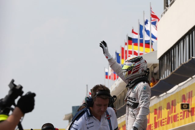 F1 Ungheria: pole a Hamilton