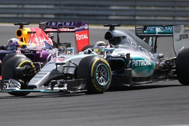 Horner: Mercedes di un’altra categoria