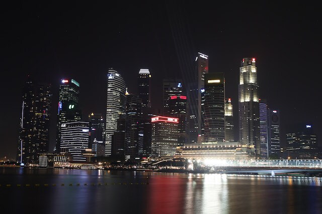 F1 Singapore: sempre Mercedes in FP1