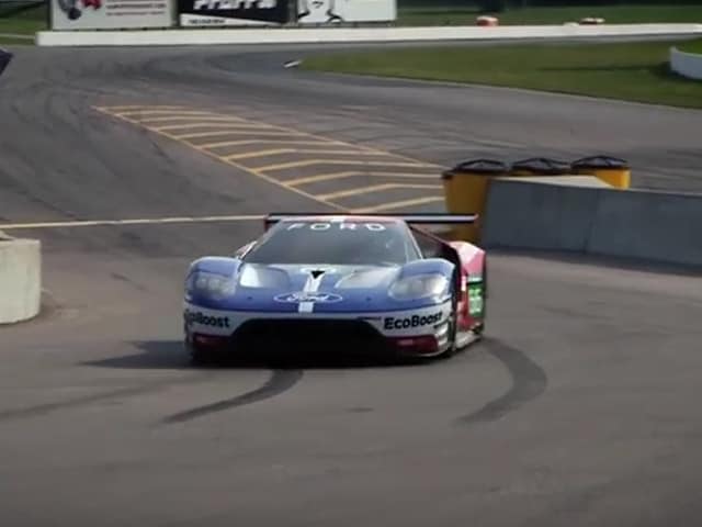 Scende in pista la Ford GT 2016 per Le Mans