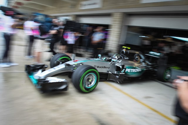 Mercedes W07, un filming day prima del debutto