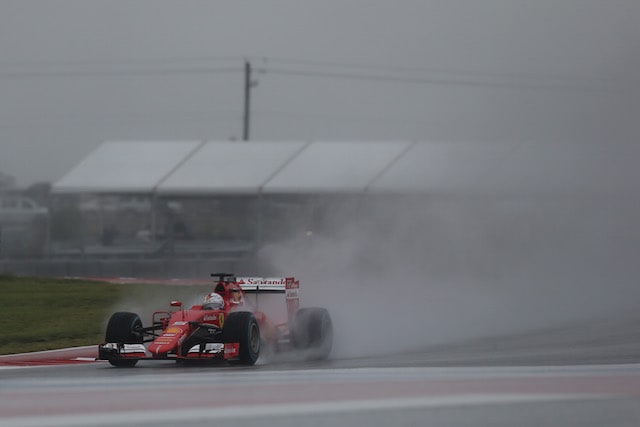 Vettel rischia, Raikkonen preoccupato