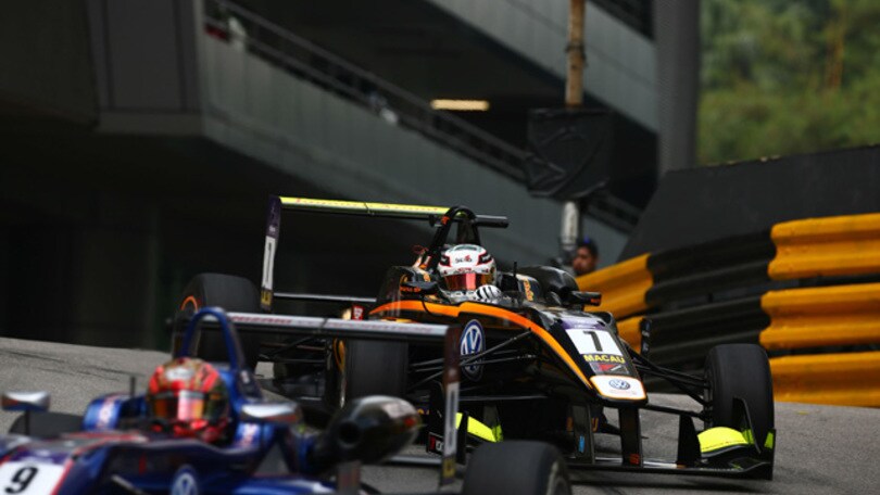 F3 Macao, successo amaro per Giovinazzi