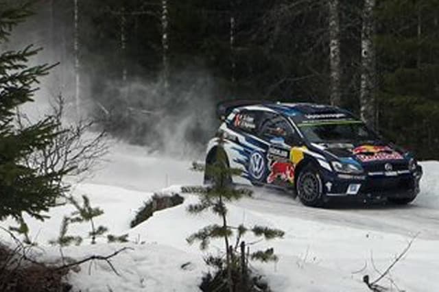 Rally di Svezia: Ogier chiude in testa la prima tappa