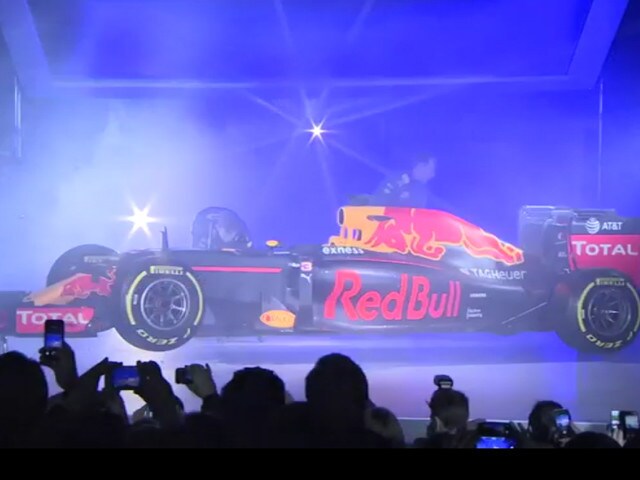 F1, Red Bull: svelata la livrea 2016