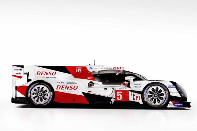 Le varie viste della nuova Toyota TS050 Hybrid per il WEC e Le Mans