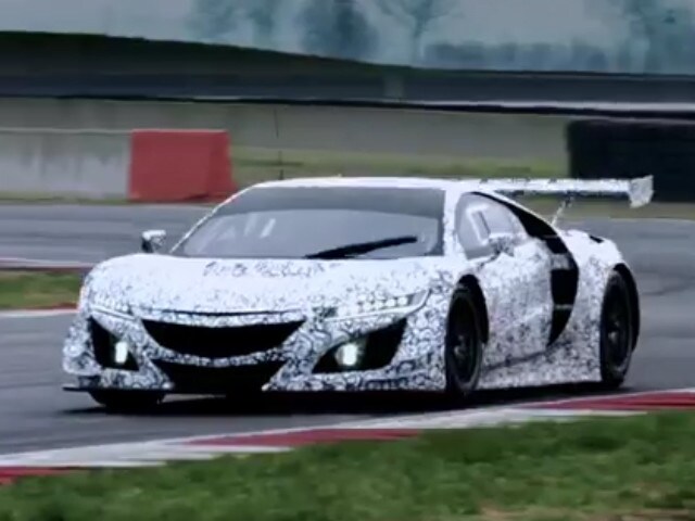 La Honda-Acura NSX GT3 nei primi giri di pista