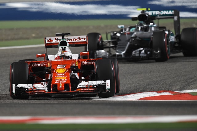 Ferrari lontana 0”8 dalle Mercedes sul giro