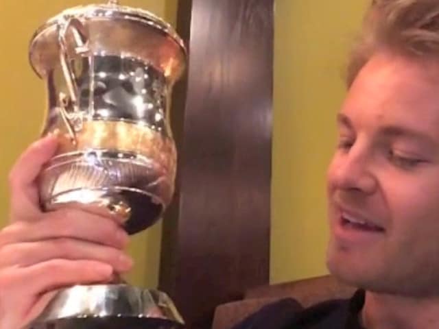 Nico Rosberg si porta a casa il primo speciale mini trofeo
