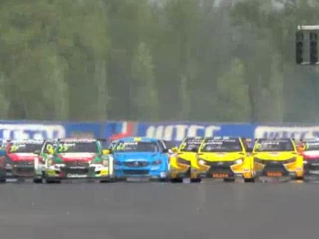 WTCC - Slovakia Ring: Lopez risponde a Monteiro