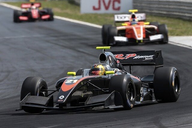 V8 3.5: Cecotto e RP subito vincenti