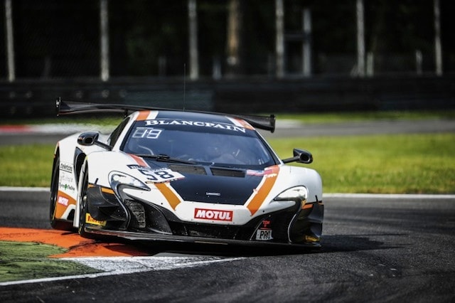 Blancpain: McLaren su Mercedes per 3 decimi