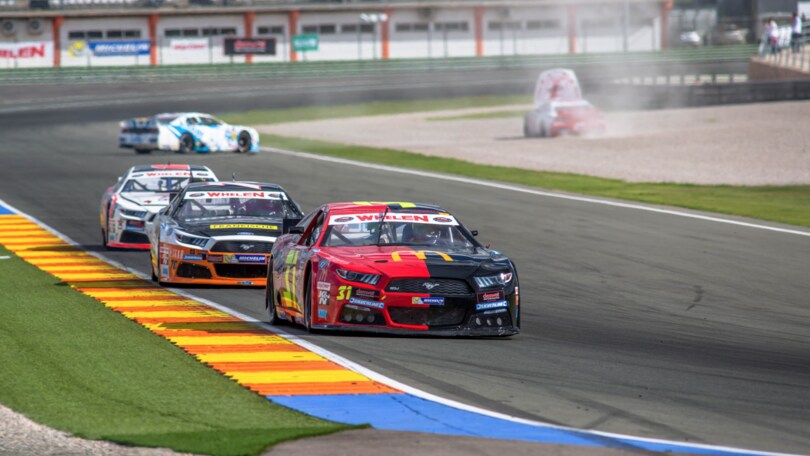 Euro Nascar, a Valencia vincono Kumpen e Day