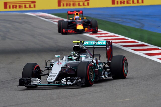 Rosberg: "Non sono io fortunato, ma gli altri sfortunati"