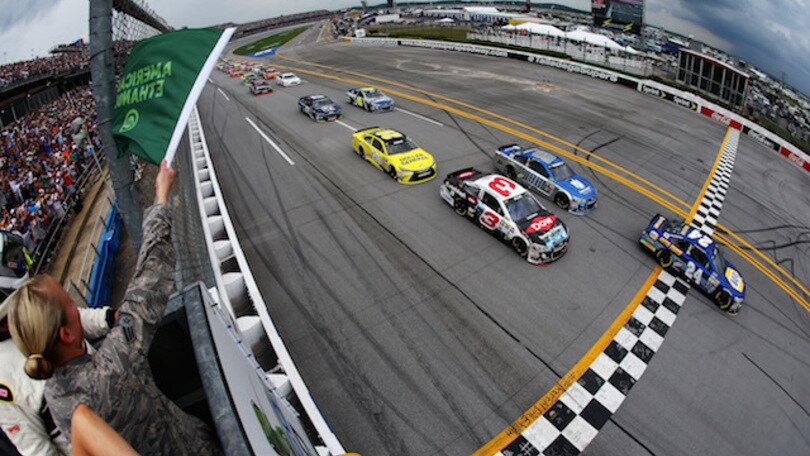 Nascar: Keselowski sopravvive a Talladega