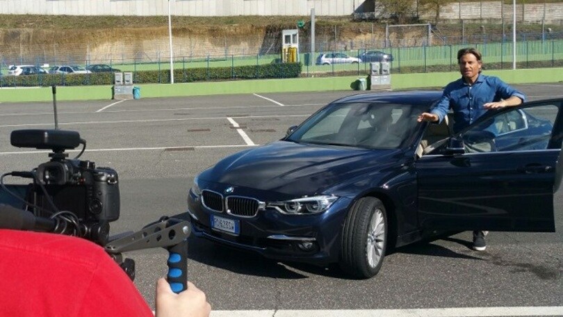 Jimmy Ghione prova per noi la nuova BMW 330e