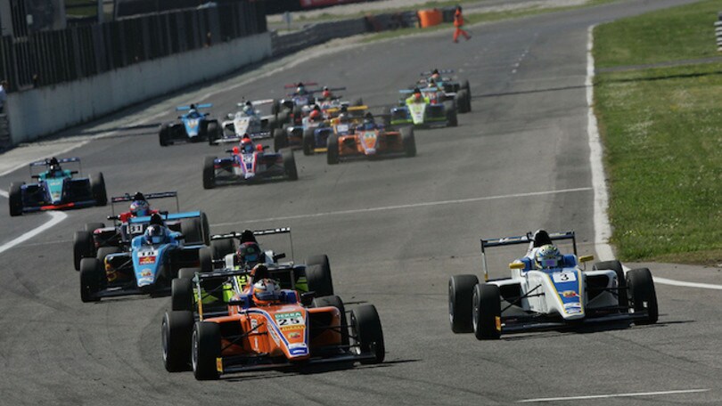 F4 Italia: Baiz e Guzman si aggiudicano le prime manche