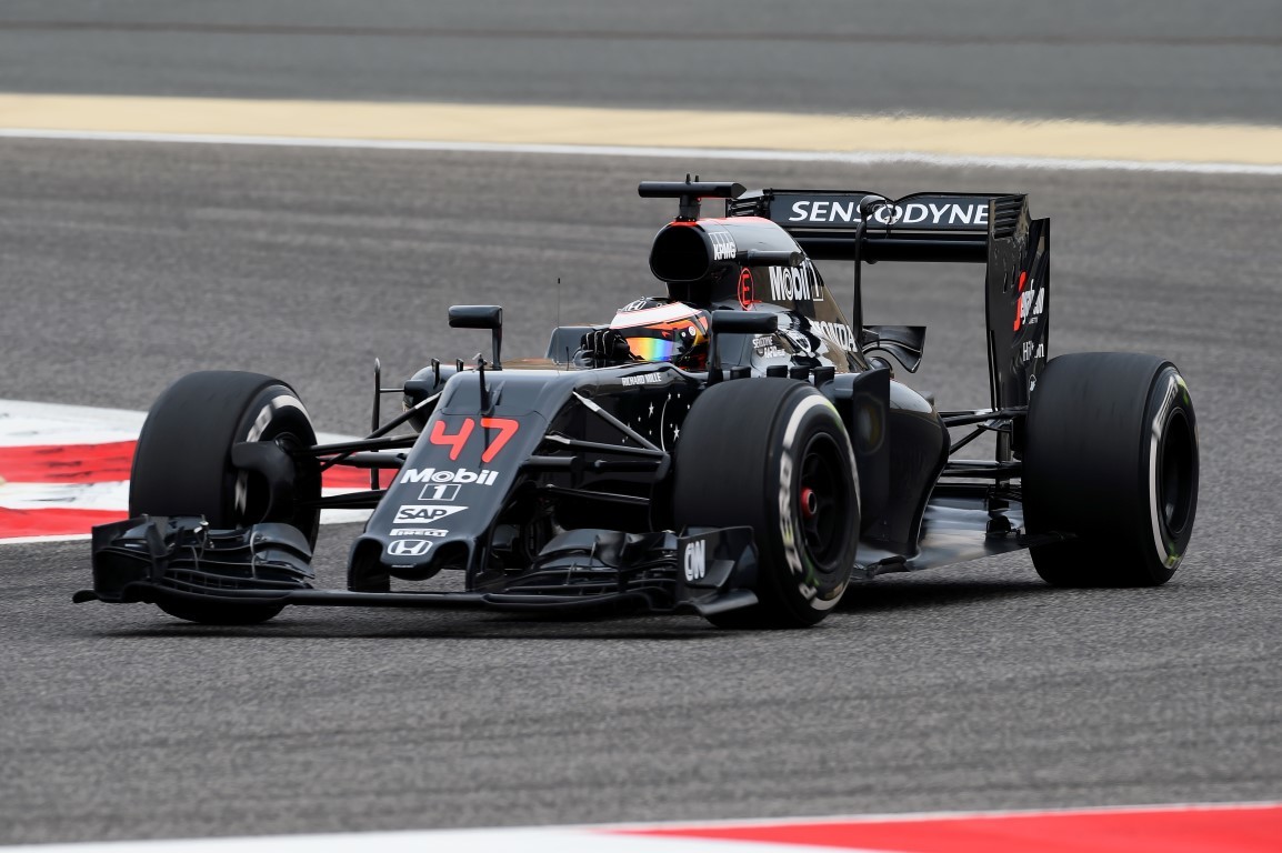 Test Barcellona, si rivede Vandoorne