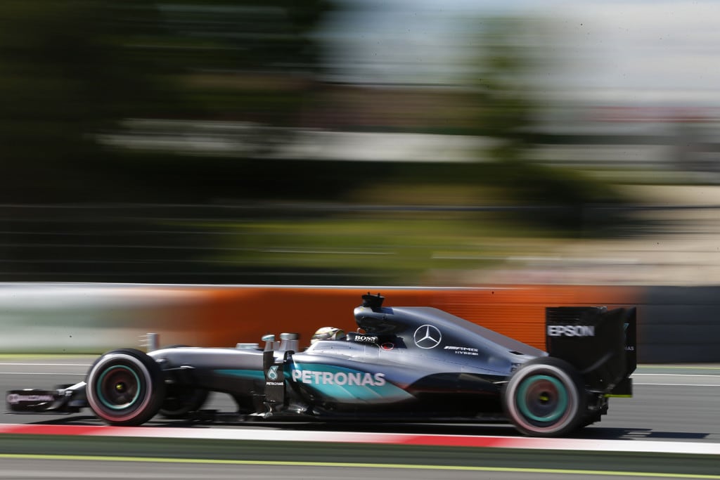 Hamilton: "Oggi la macchina non era bilanciata"