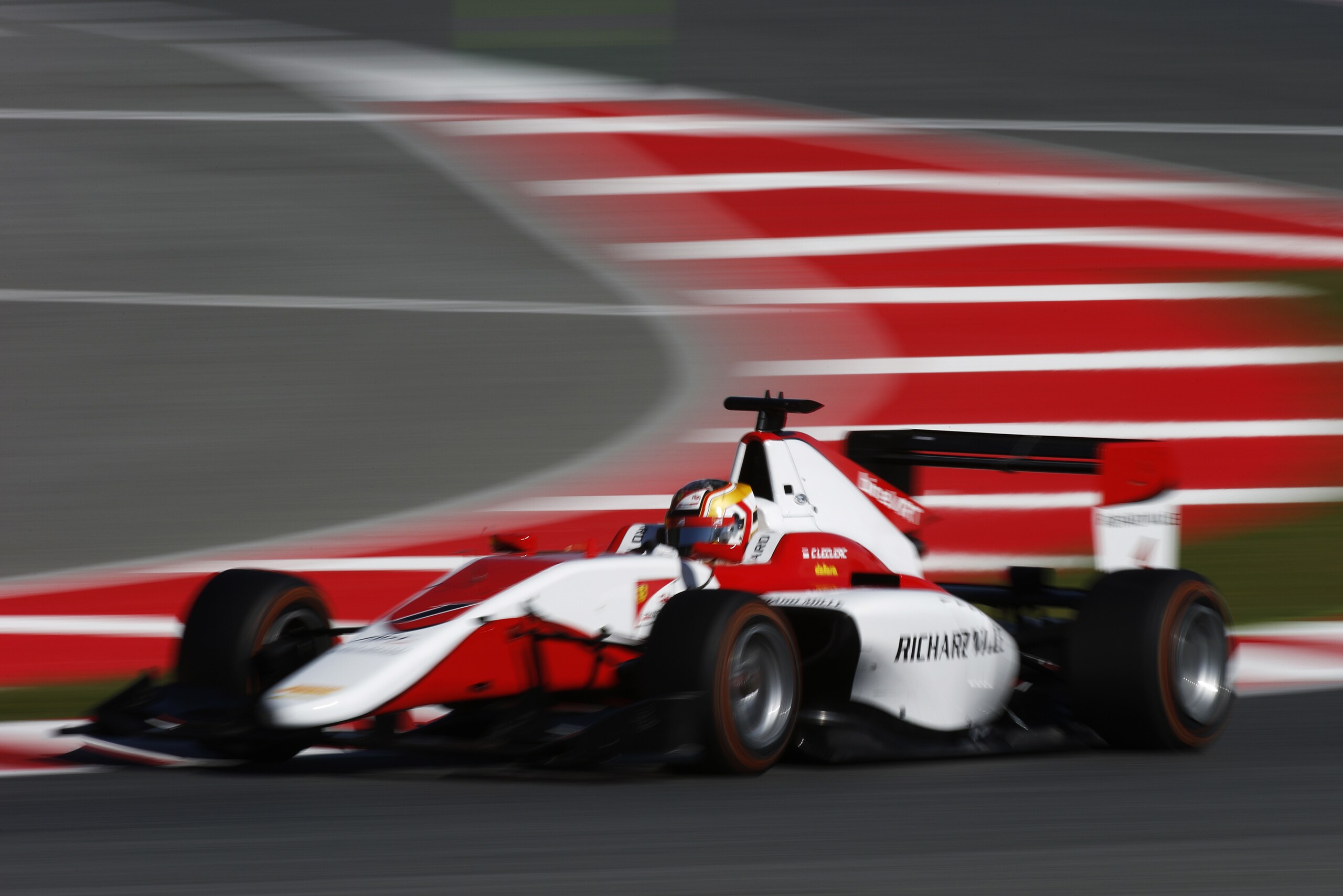 GP3 Barcellona, Leclerc fa subito centro