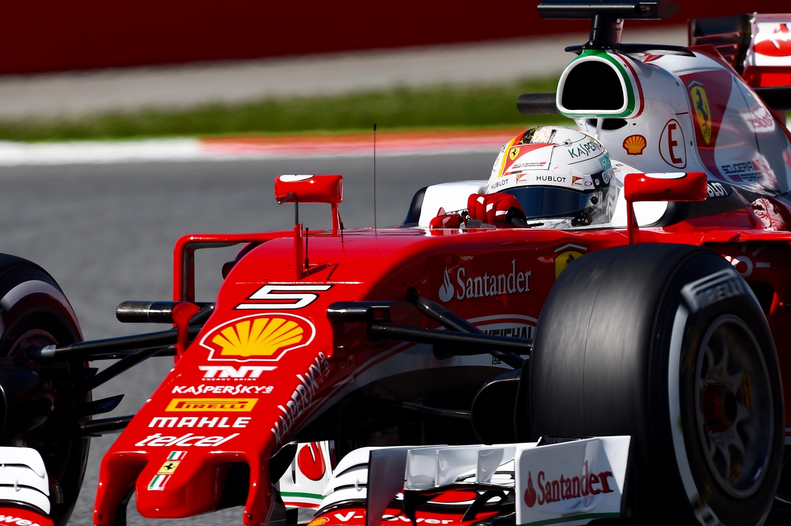Ferrari, cause e effetto della debacle di Vettel