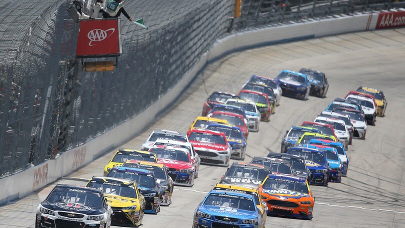 Nascar Sprint Cup 2016, Kenseth si impone a Dover
