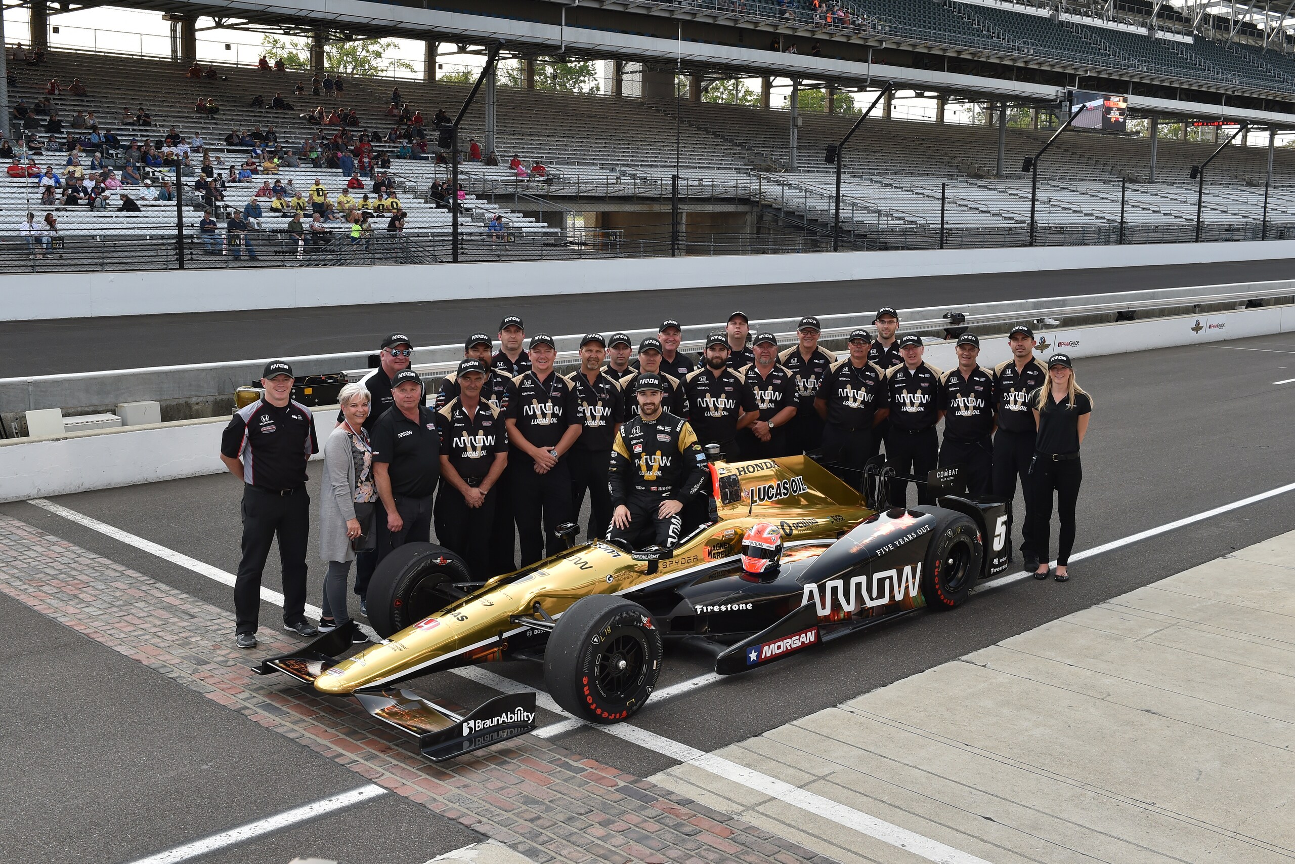 Indy, Hinchcliffe al top nelle prime qualifiche