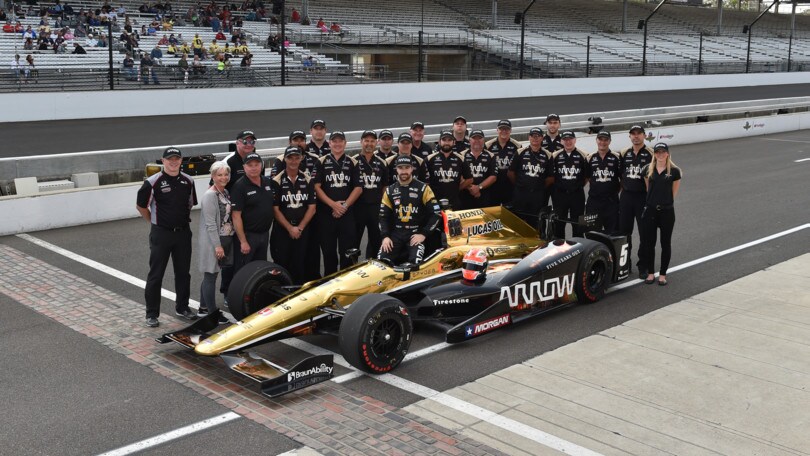 Indy, Hinchcliffe al top nelle prime qualifiche
