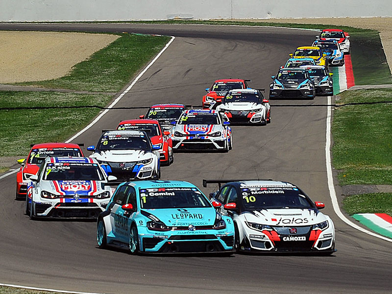 TCR: Morbidelli stregato, gioiscono Comini e Grachev