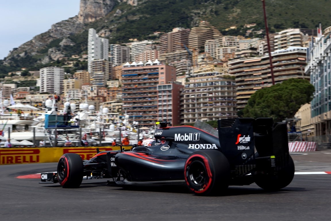 GP Monaco, Boullier "snobba" il telaio Ferrari
