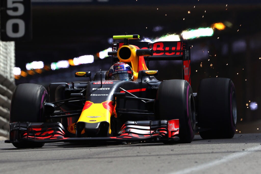 GP Monaco, Ricciardo davanti alle Mercedes nelle libere 2: foto