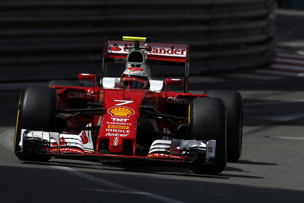 GP Monaco, Ricciardo davanti alle Mercedes nelle libere 2: foto
