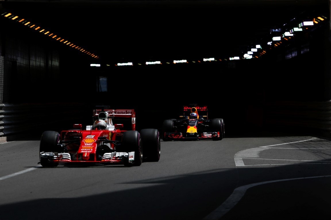 Red Bull, Ferrari nel mirino con la power unit evoluta