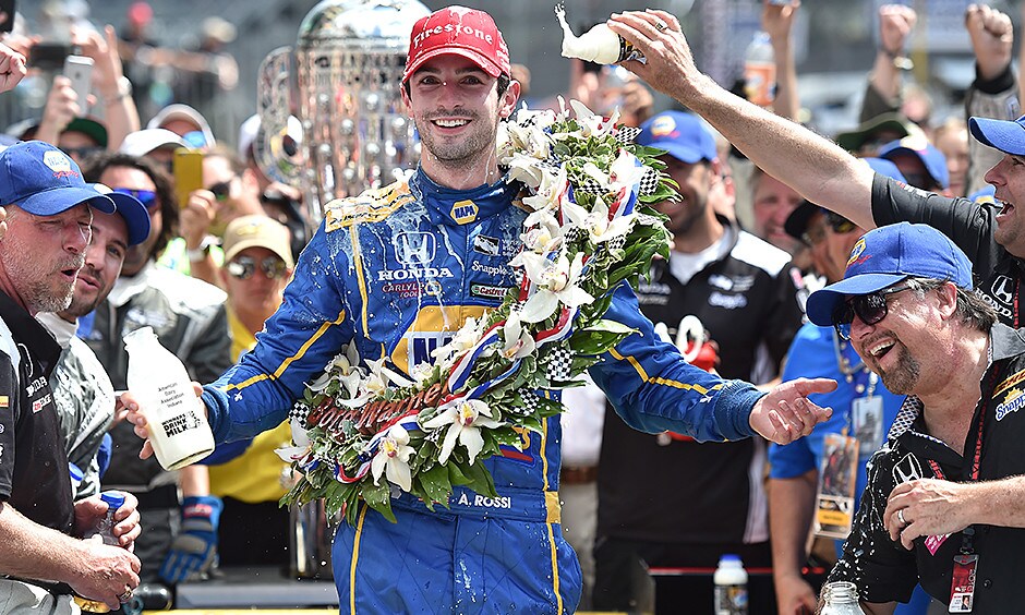 Indy 500, il debuttante Rossi vince l'edizione numero 100