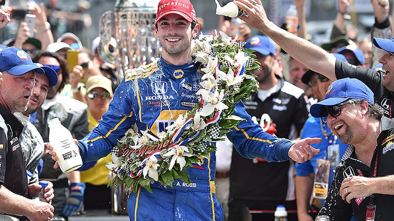 Indy 500, il debuttante Rossi vince l'edizione numero 100