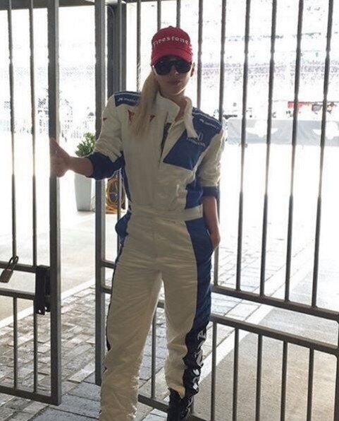 Lady Gaga alla Indy500 con Mario Andretti: foto