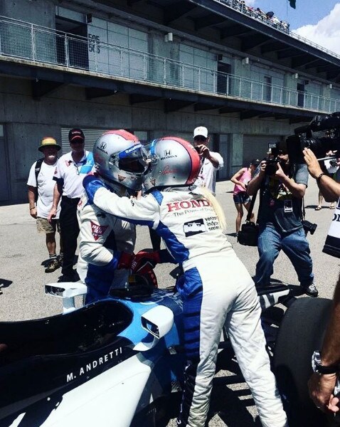 Lady Gaga alla Indy500 con Mario Andretti: foto