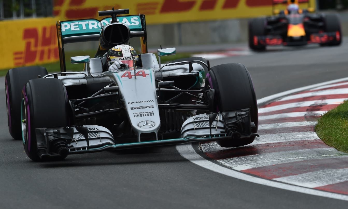 F1 Canada, pole a Hamilton e Vettel 3°