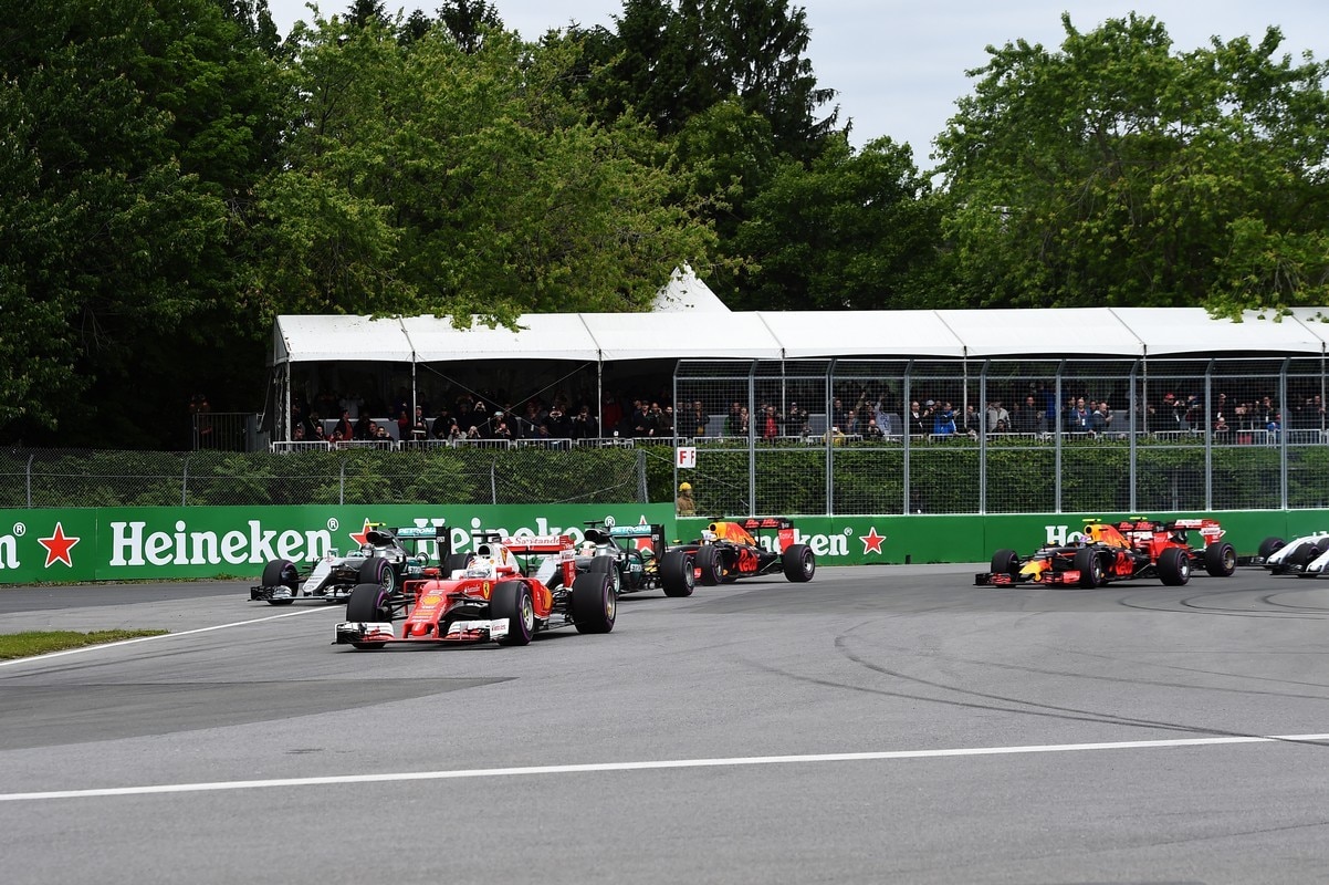 Formula 1, GP Canada, vince Hamilton: foto