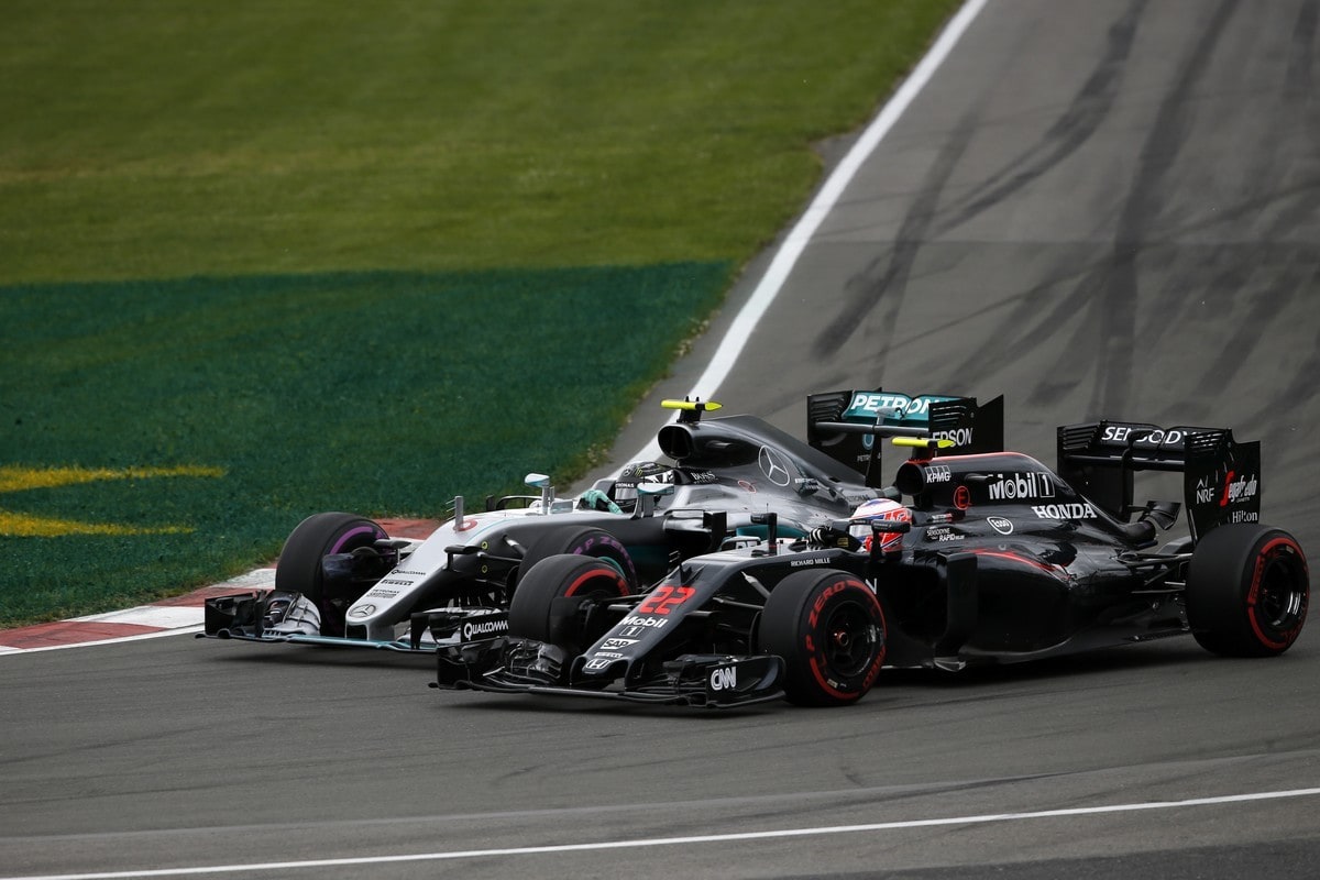 Formula 1, GP Canada, vince Hamilton: foto