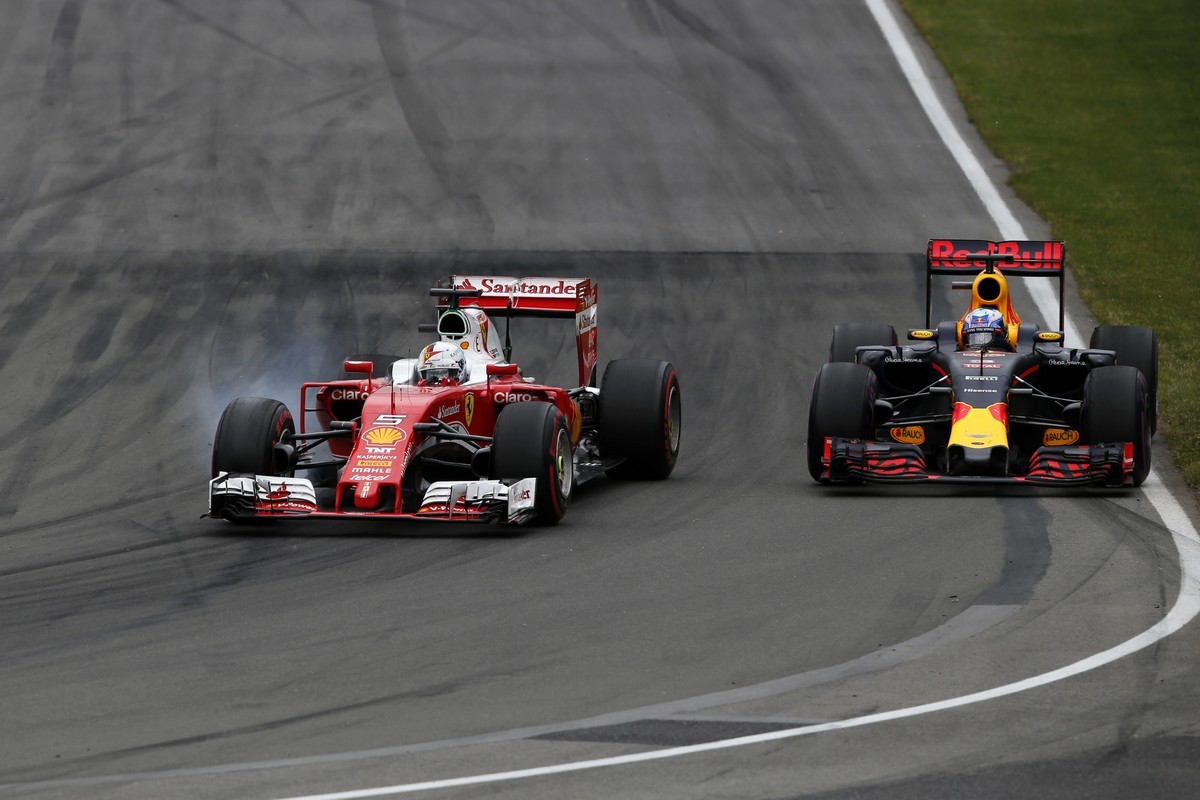 Formula 1, GP Canada, vince Hamilton: foto
