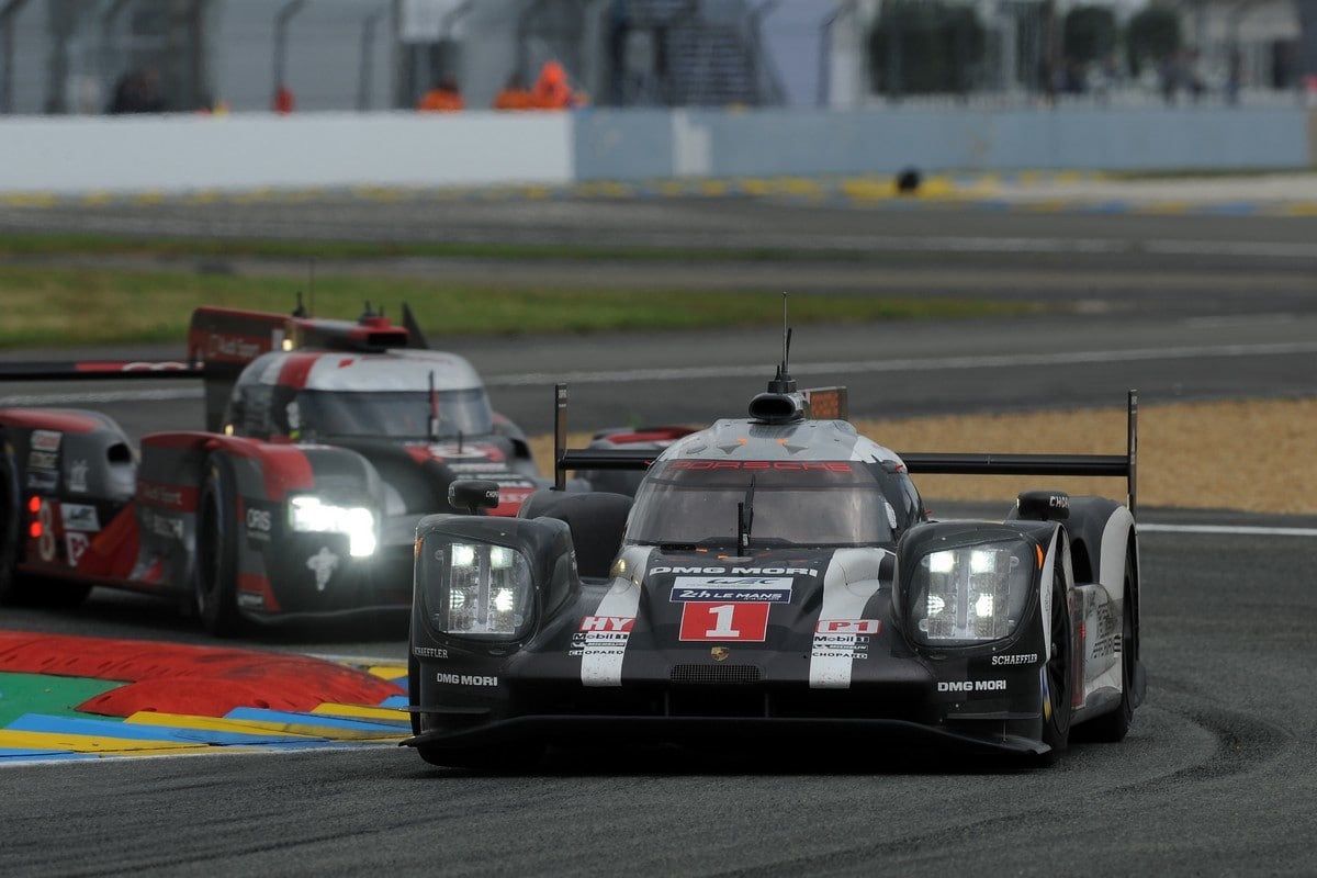 24 Ore di Le Mans clamorosa vittoria Porsche all'ultimo giro!