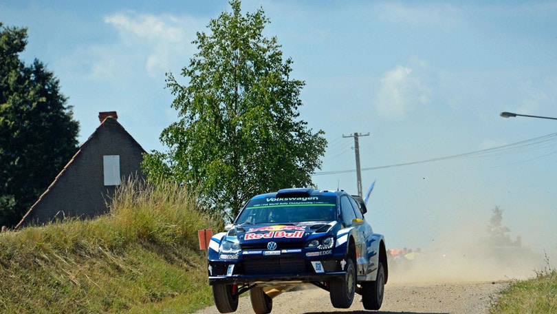 Rally Polonia, Mikkelsen in testa