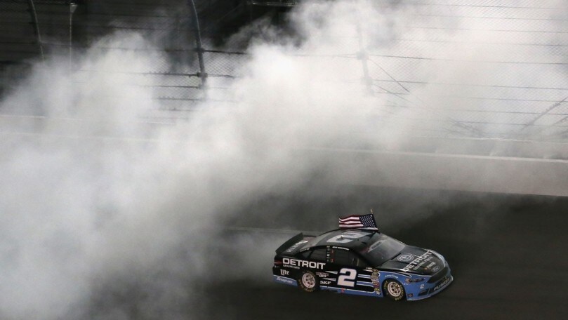 Nascar, Keselowski si impone a Daytona