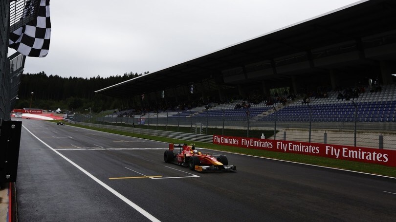 GP2, Jordan King re della pioggia!